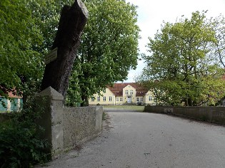 Blick in den Hof des Gutes Düttebüll