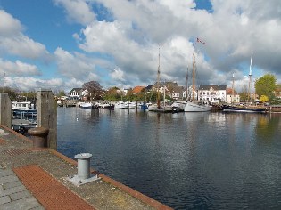 Blick auf den Hafen in Eckernförde