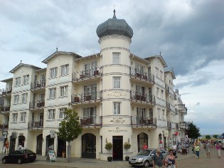 Radweg Berlin - Usedom: Bäderarchitektur in Ahlbeck