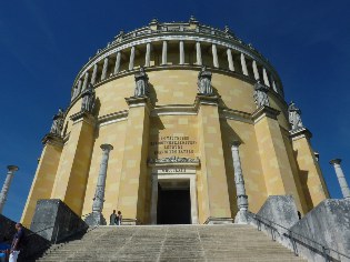 Befreiungshalle in Kelheim, Donau-Radweg