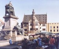 Rathaus in Schweinfurt, Main-Radweg