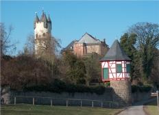 Schloß in Steinheim, Main-Radweg