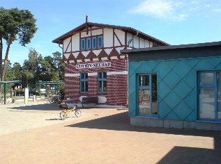 Unterwegs auf dem Ostsee-Radweg: Tourist-Information in Lubmin