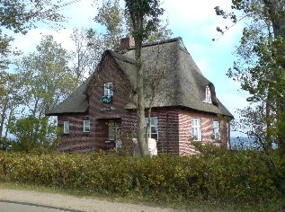 Unterwegs auf dem Ostseeküsten-Radweg: Haus 'Sonne und Meer' bei Dahme